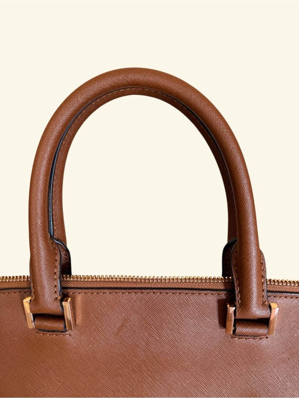 Michael Kors Hudson Medium Satchel with Gold MK Emblem - Picture 6 of 15